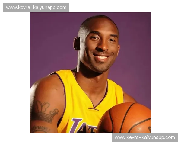 黑曼巴的谢幕：科比“46分之夜”的黄蜂绝唱